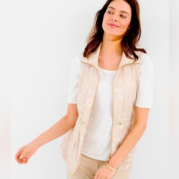 Zenergy by Chicos Neema Desert Printed Vest - Picture 1 of 7